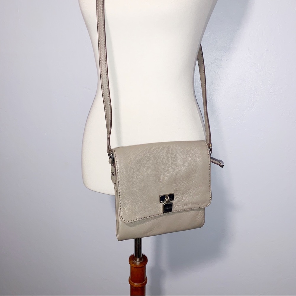 [Calvin Klein] Grey Leather Small Crossbody Purse